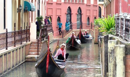 10 Spot Foto Di Little Venice Kota Bunga Cianjur Dan Harga Tiket Masuk