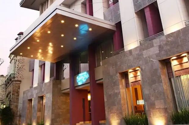 9 Hotel Murah di Jalan Riau Bandung / R.E Martadinata