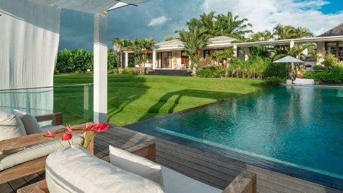 12 Villa Murah di Canggu Bali Dekat Pantai ada Kolam Renang